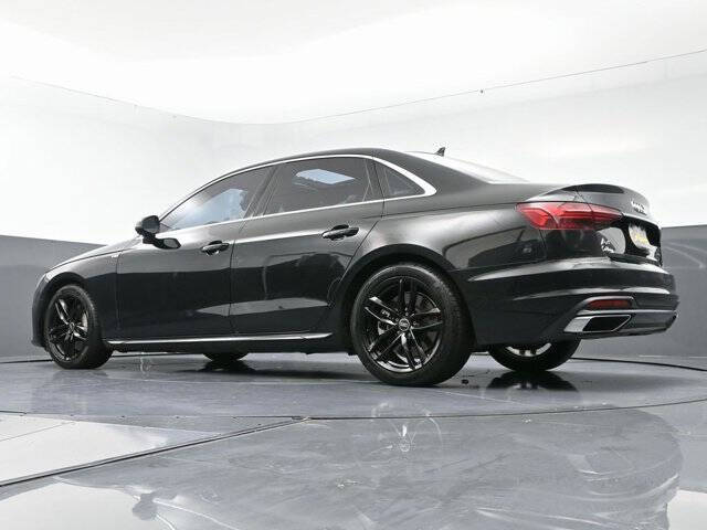 2022 Audi A4 quattro S line Prem Plus 45 TFSI