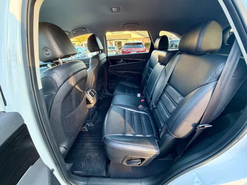 2019 Kia Sorento EX Sport