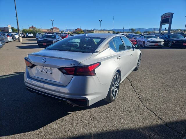 2022 Nissan Altima 2.5 SR