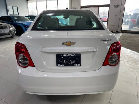 2013 Chevrolet Sonic LS Manual