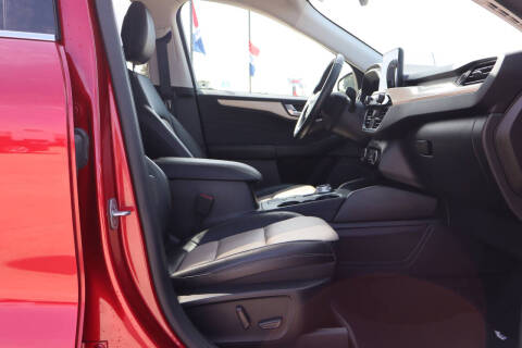 2022 Ford Escape Titanium