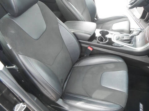 2017 Ford Edge Sport