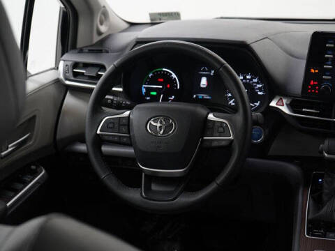 2021 Toyota Sienna XLE 7-Passenger