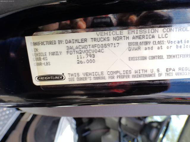 2015 Freightliner M2 106