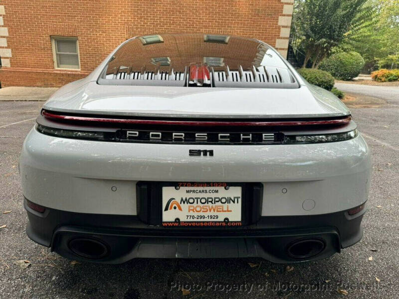 2025 Porsche 911 Carrera