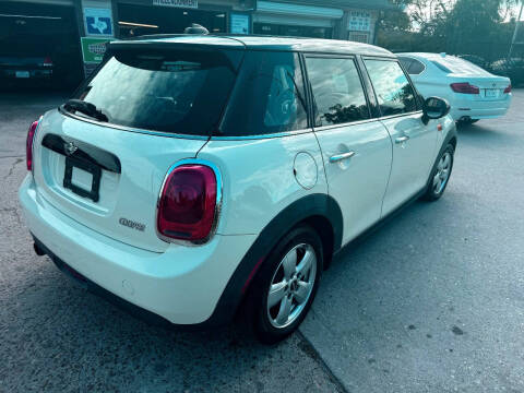 2016 MINI Hardtop 4 Door Cooper