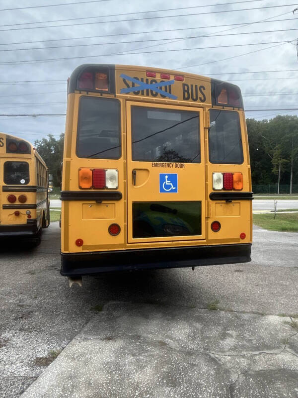2014 Freightliner B2 Chassis