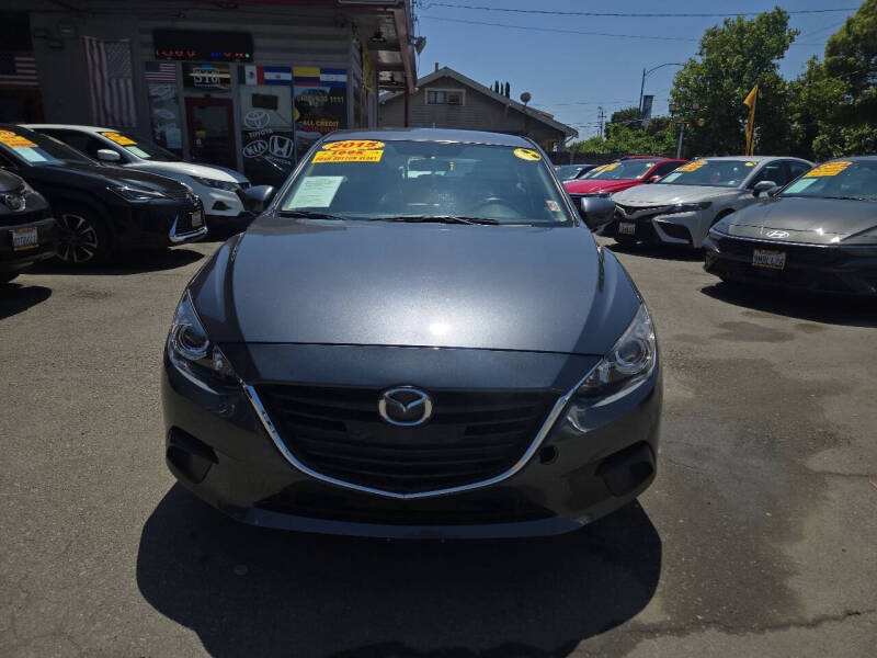 2015 Mazda MAZDA3 i Sport