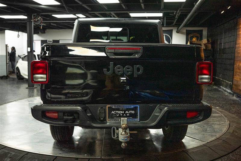 2023 Jeep Gladiator Sport S