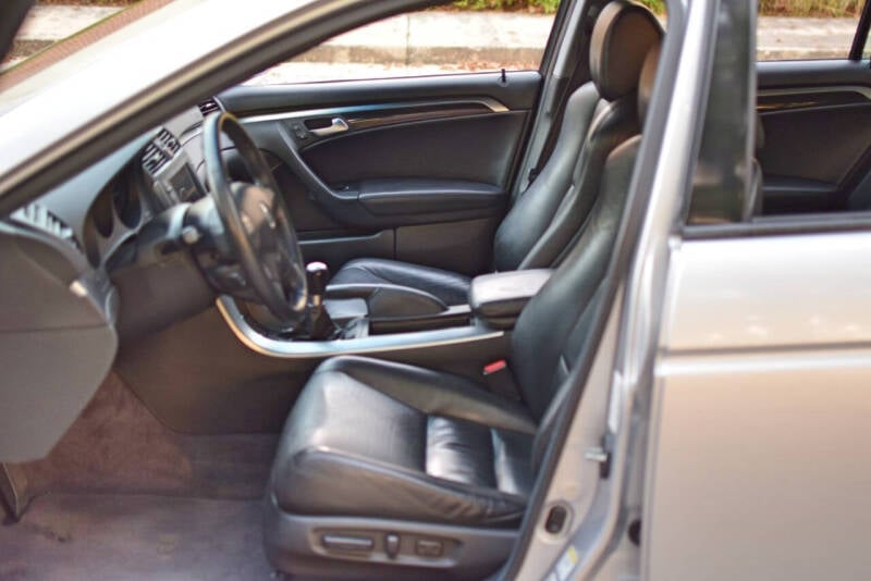 2006 Acura TL Base photo 48