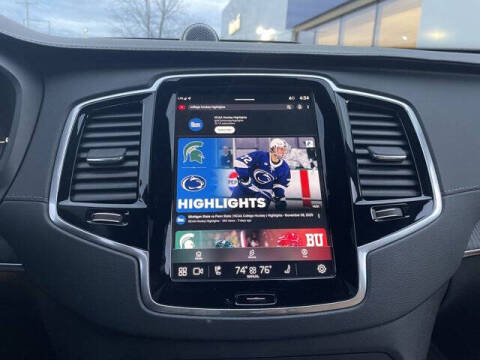 2023 Volvo XC90 Recharge T8 Ultimate Bright Theme 7P