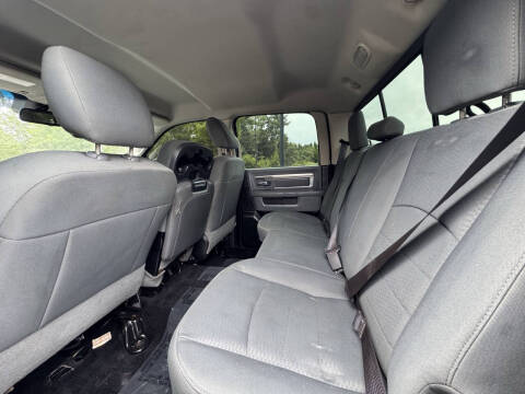 2015 RAM 1500 SLT