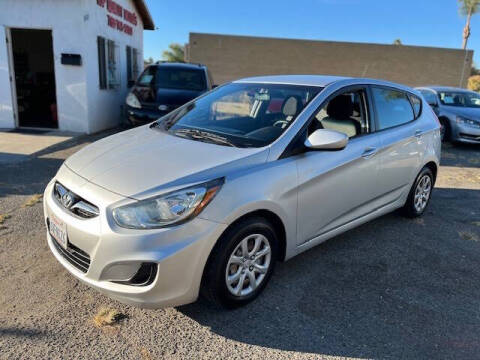 2012 Hyundai Accent GS