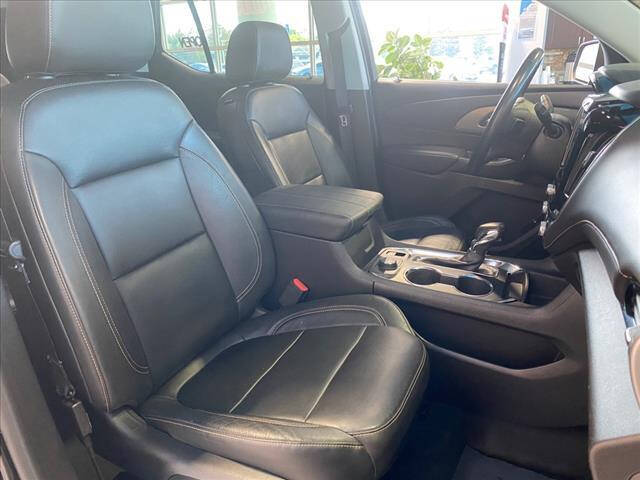 2021 Chevrolet Traverse LT Leather