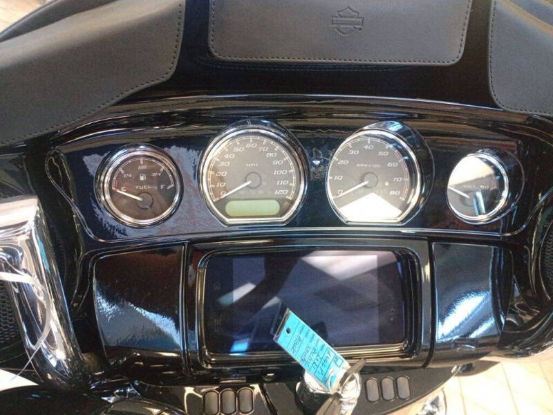 2021 Harley-Davidson Street Glide