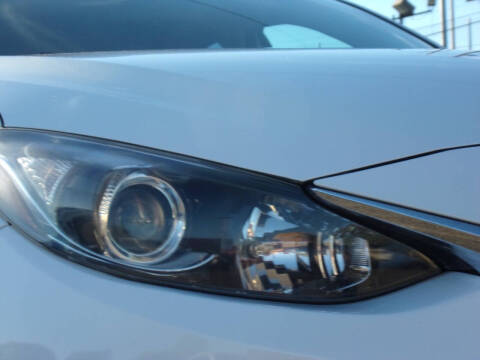 2014 Mazda MAZDA3 i Grand Touring