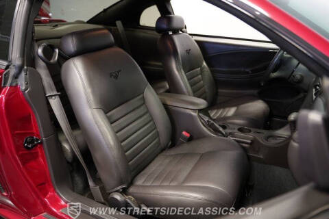 2004 Ford Mustang GT Deluxe