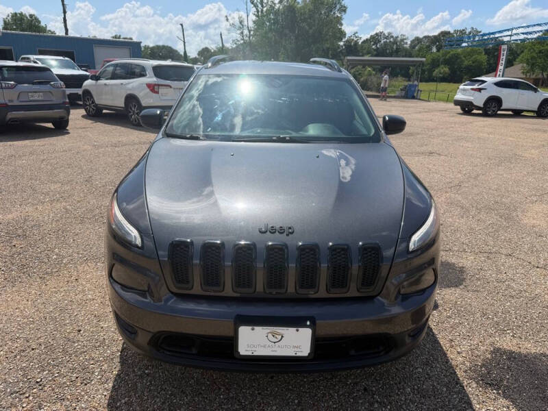 2017 Jeep Cherokee Sport