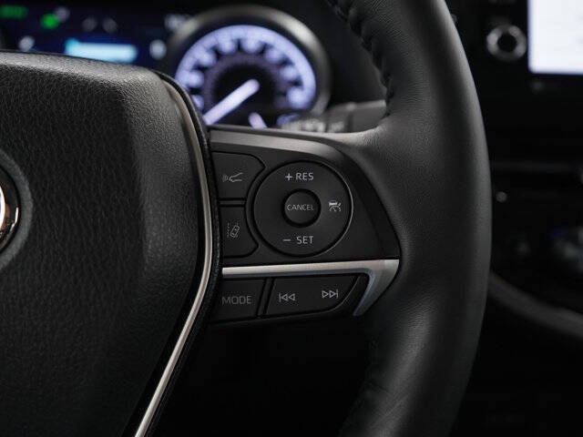 2021 Toyota Camry Hybrid XLE