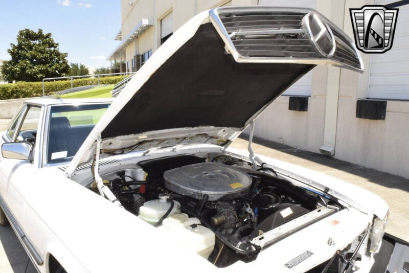 1987 Mercedes-Benz 560-Class 560 SL