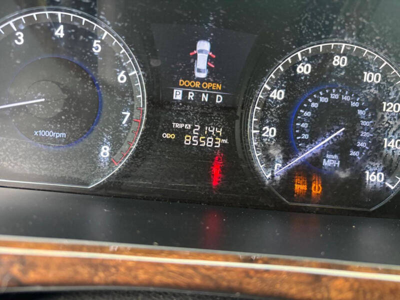 2011 Hyundai Equus Signature