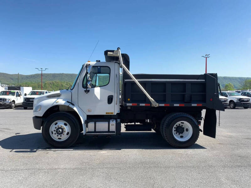 2016 Freightliner M2 106