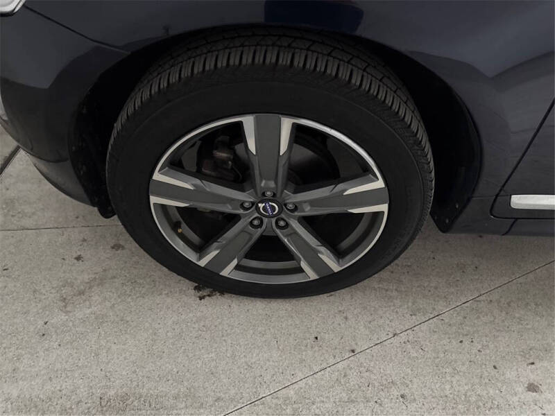 2017 Volvo XC60 T6 Dynamic