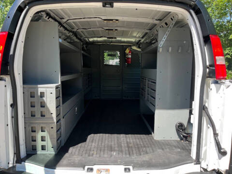 2017 GMC Savana 2500