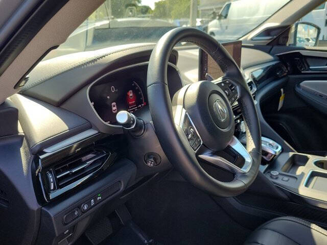 2025 Acura MDX w/Tech