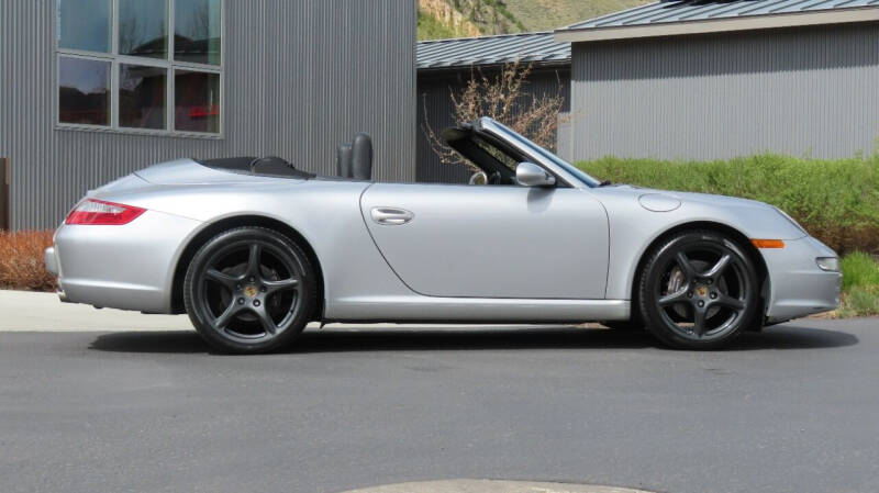 2005 Porsche 911 Carrera