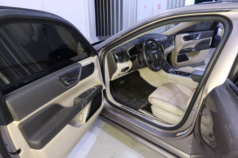 2020 Lincoln Continental Reserve