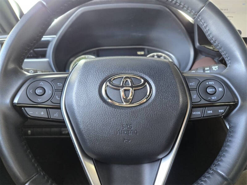 2023 Toyota Venza XLE