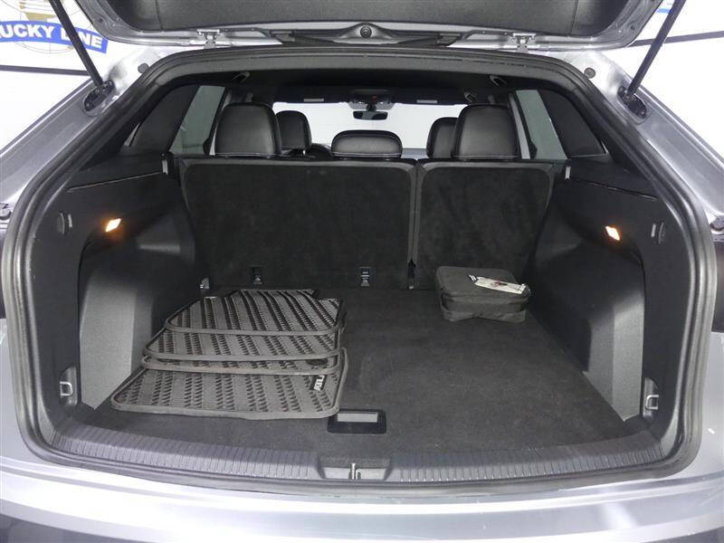 2022 Volkswagen Atlas Cross Sport V6 SE 4Motion