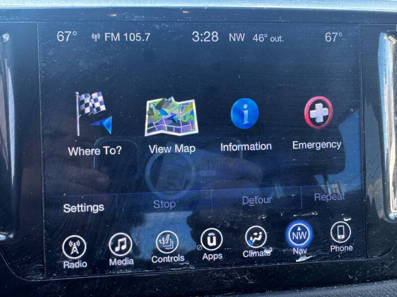 2017 Chrysler Pacifica Touring-L Plus