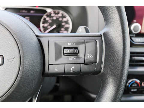 2025 Nissan Pathfinder S