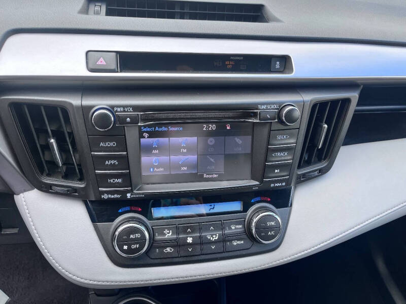 2016 Toyota RAV4 XLE