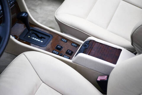 1995 Mercedes-Benz E-Class E 320