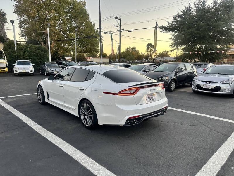 2018 Kia Stinger Premium