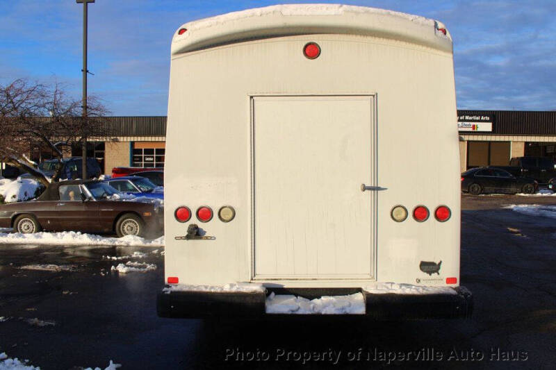 2016 Ford E-Series E-450 SD