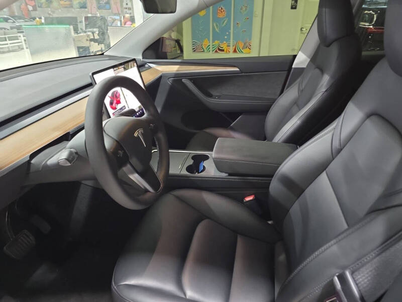 2024 Tesla Model Y Long Range