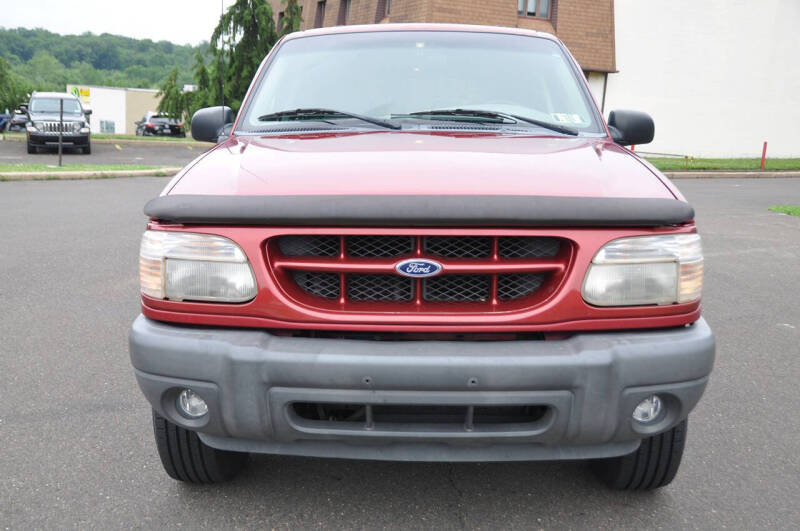 2001 Ford Explorer XLS