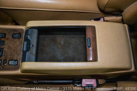 1991 Mercedes-Benz 560-Class 560 SEL