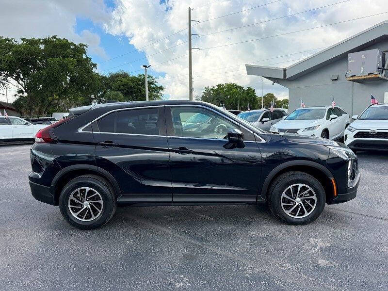 2022 Mitsubishi Eclipse Cross ES