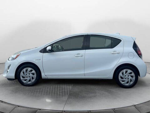 2016 Toyota Prius c Two
