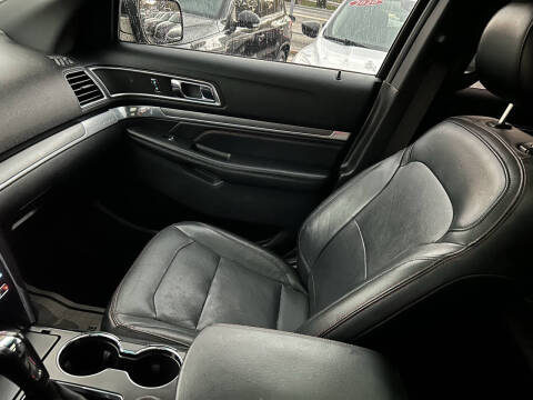 2016 Ford Explorer Sport