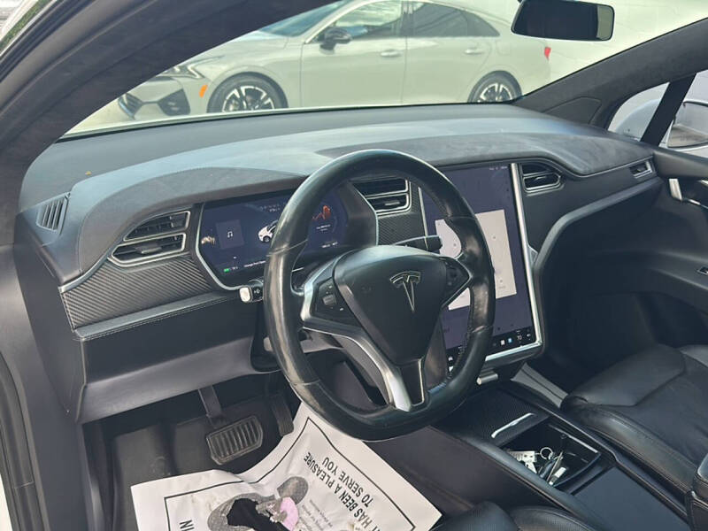 2016 Tesla Model X 75D