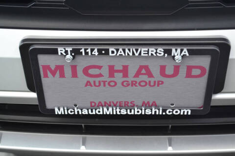 2023 Mitsubishi Outlander PHEV SE