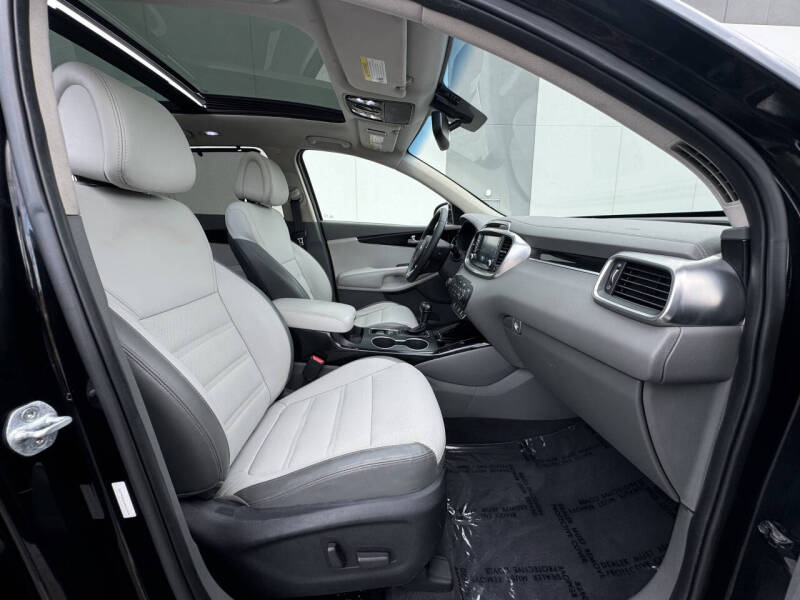 2016 Kia Sorento SX V6
