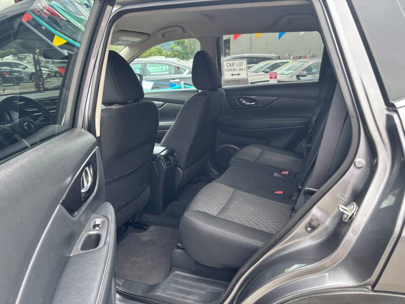 2018 Nissan Rogue S