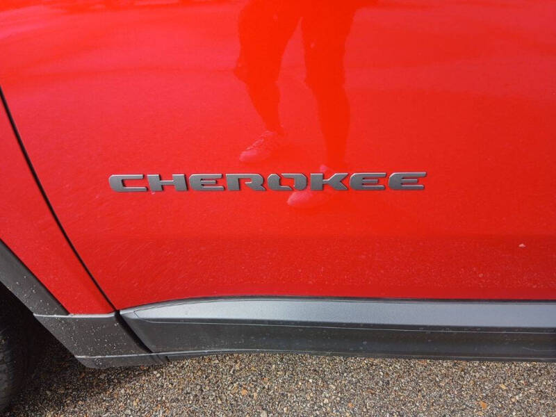 2026 Jeep Cherokee Laredo